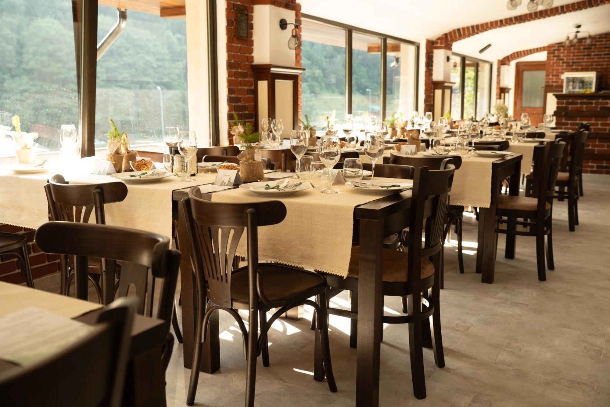 Poiana Mucenicului Hotel อาเรฟู ภายนอก รูปภาพ